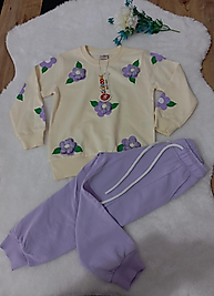 Çiçek işlemeli takım